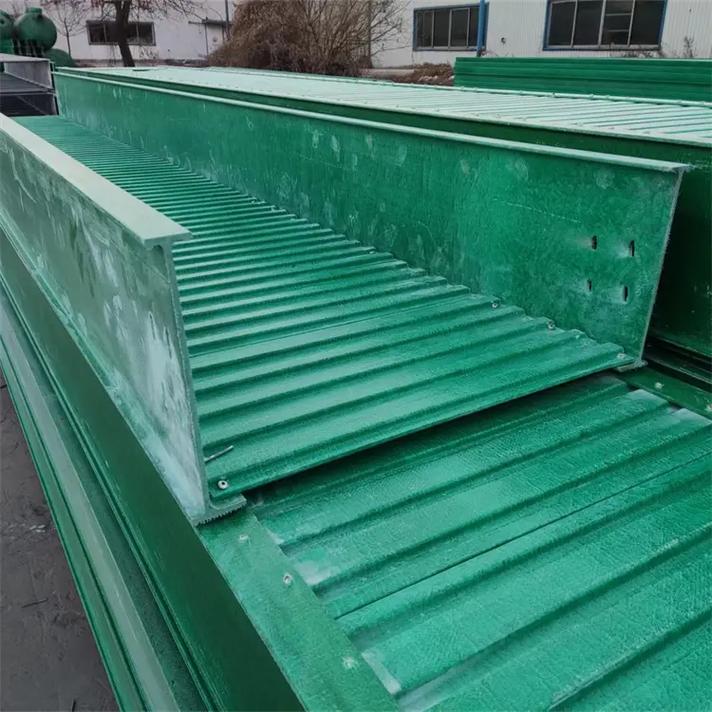 四川玻璃鋼槽式電線橋架工廠直銷. 132-9222-123